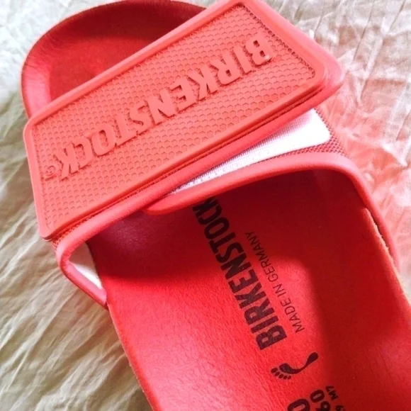 Ladies Designer Shoes by Birkenstock Tema Coral Slides - Picture 5 of 10